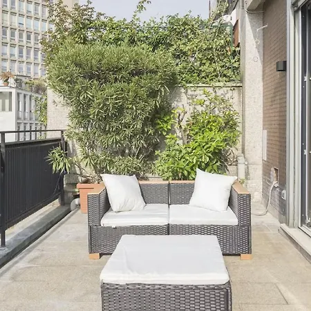 Apartment With View In 6 Perss *